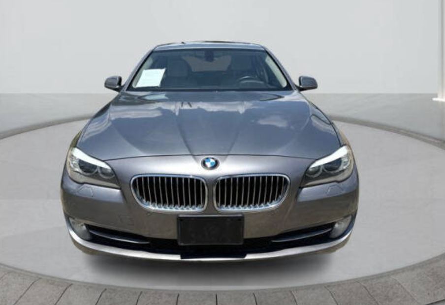 BMW 5 Series 528i